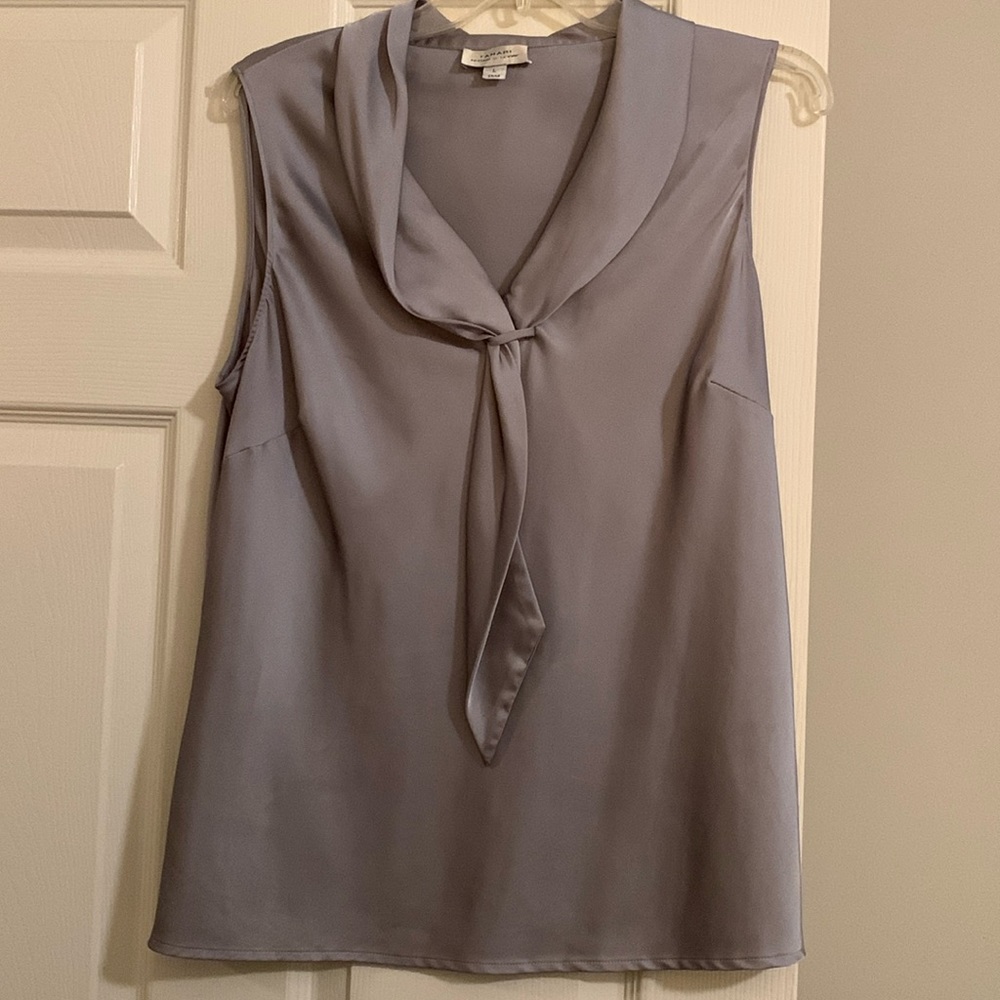 Tahari sleeveless silver top, Large